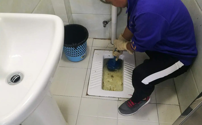 爱辉疏通蹲坑